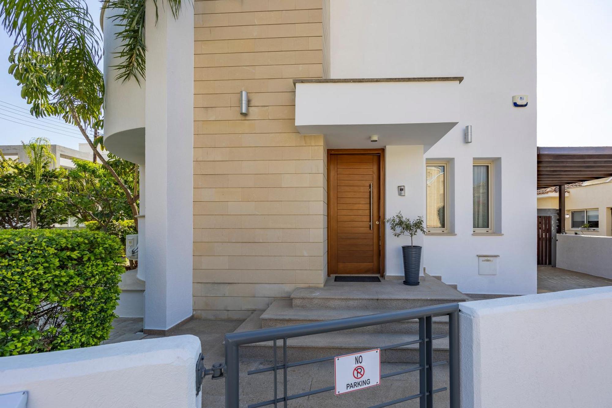 Agios Tychon Luxury With Private Pool